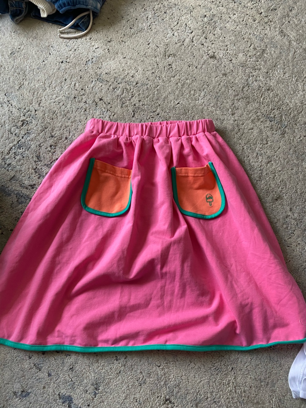 NWT Camilla Hot Pink Skirt Sz 8